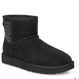UGG Classic Mini Bootie